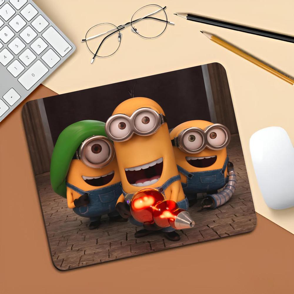 M-Minion Mouse Pad Gaming Lapt - đánh giá và giá Laptop Accessories Protector